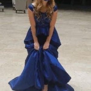 Royal custom fashion wear